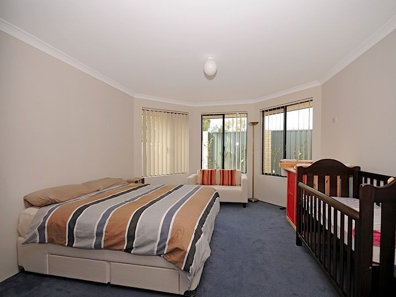 24A Corringle Grove, South Lake WA 6164