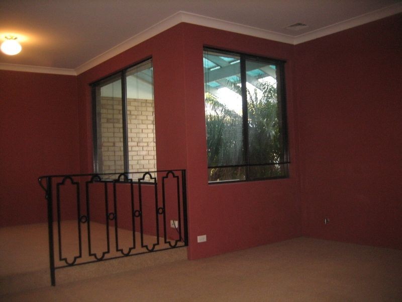 27 Dunstan Place, Murdoch WA 6150