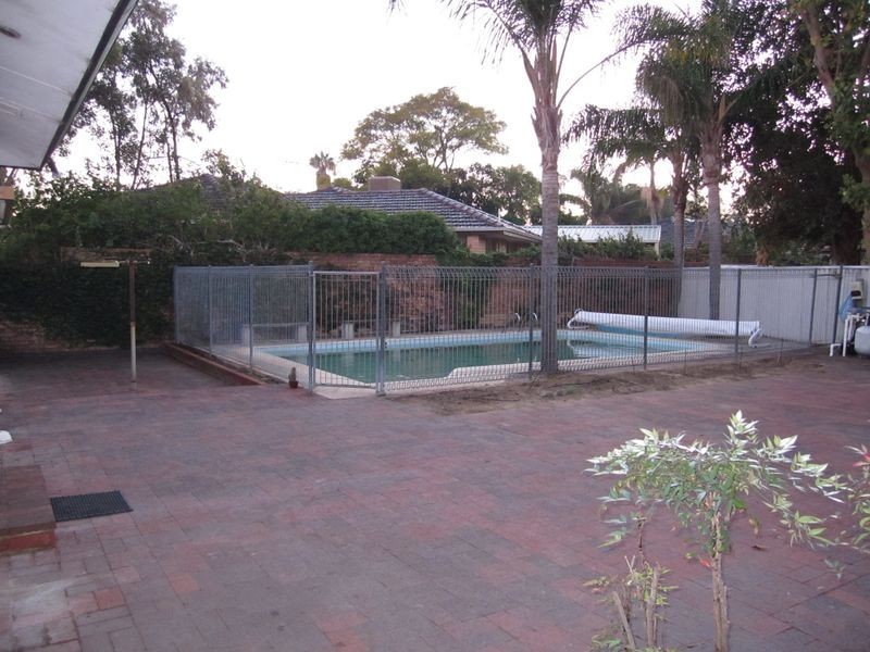 6 Zinnia Way, Willetton WA 6155