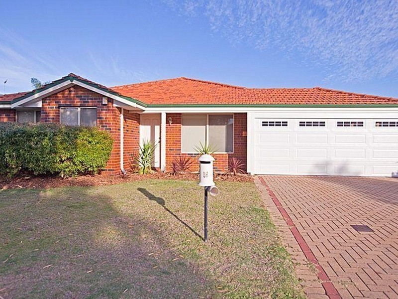18 Folland Parade, Atwell WA 6164