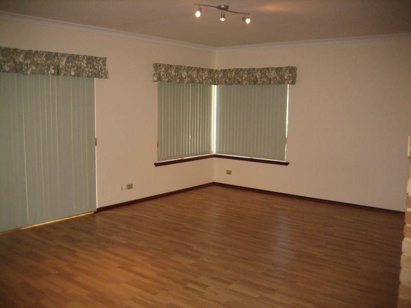 23 Sedges Grove, Canning Vale WA 6155