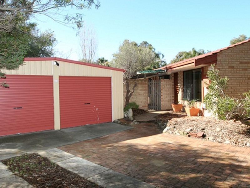 6 Cobble Court, Bibra Lake WA 6163