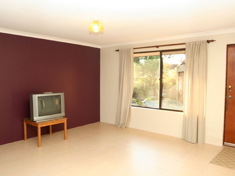 6 Cobble Court, Bibra Lake WA 6163