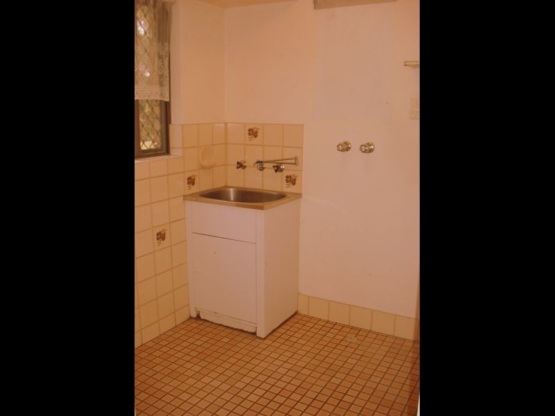 18 Mallard Way, Bibra Lake WA 6163