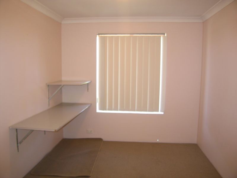 45 Farrington Rd, Leeming WA 6149