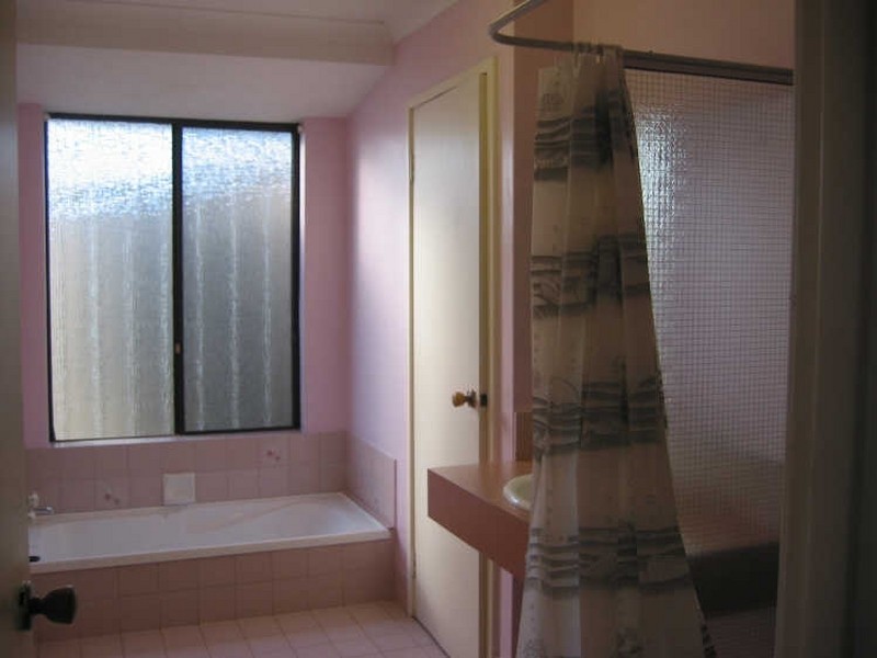 10 Lessar Place, Parkwood WA 6147