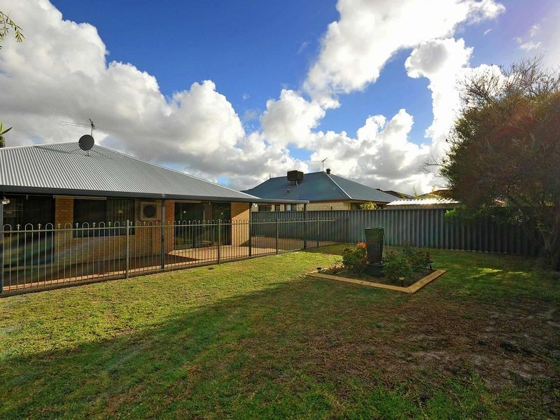9 Karri Way, Thornlie WA 6108
