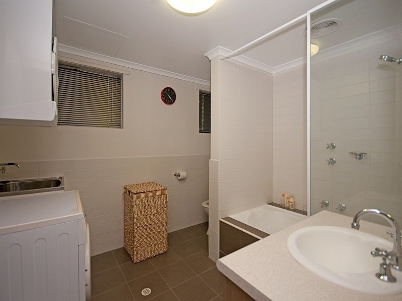 20/15 Rosalind Way, Coolbellup WA 6163