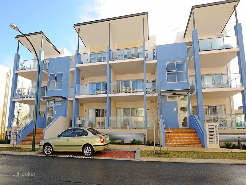 6/5 Ibera Way, Success WA 6164