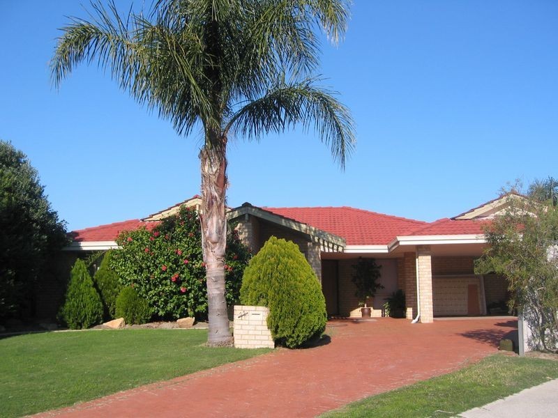 11 Vidicombe Rise, Leeming WA 6149