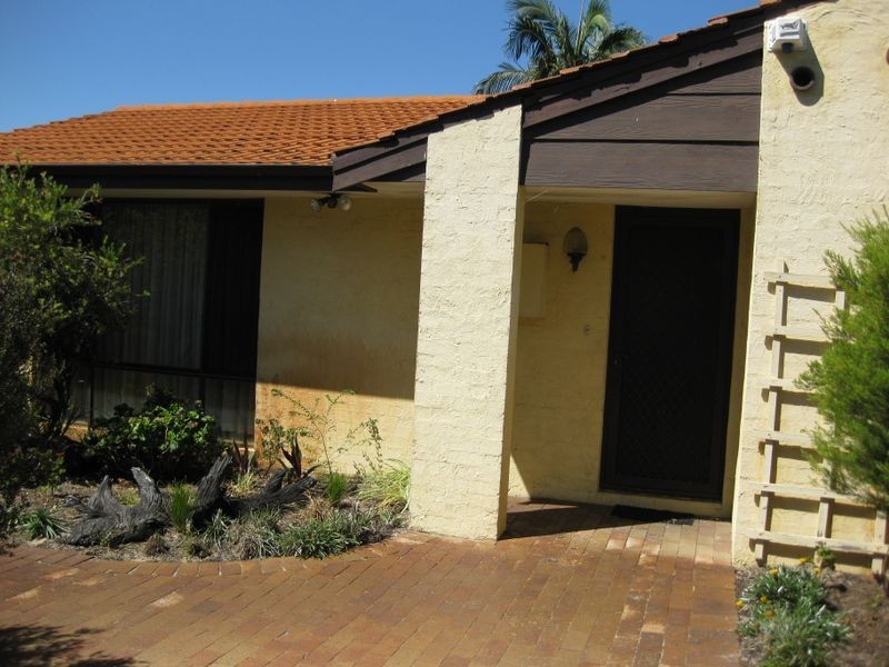 29 Collett Way, Leeming WA 6149