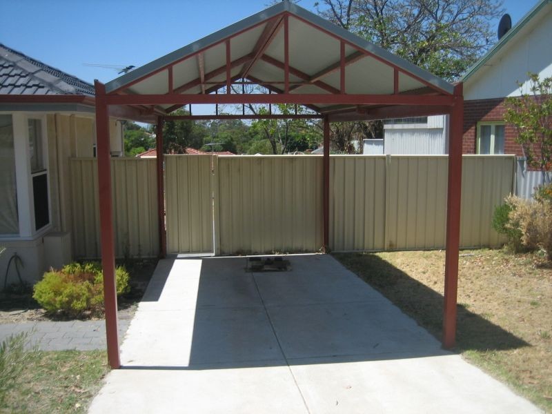 30 Leece Street, Coolbellup WA 6163