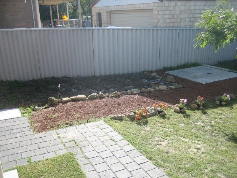 30 Leece Street, Coolbellup WA 6163