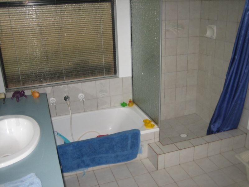 8 Gilchrist Avenue, Bibra Lake WA 6163