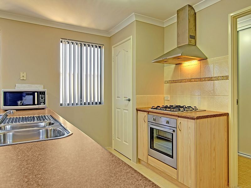 38 Abingdon Crescent, Wellard WA 6170