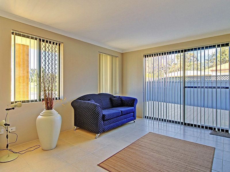 38 Abingdon Crescent, Wellard WA 6170