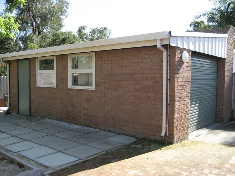 15 Lalor Road, Kenwick WA 6107