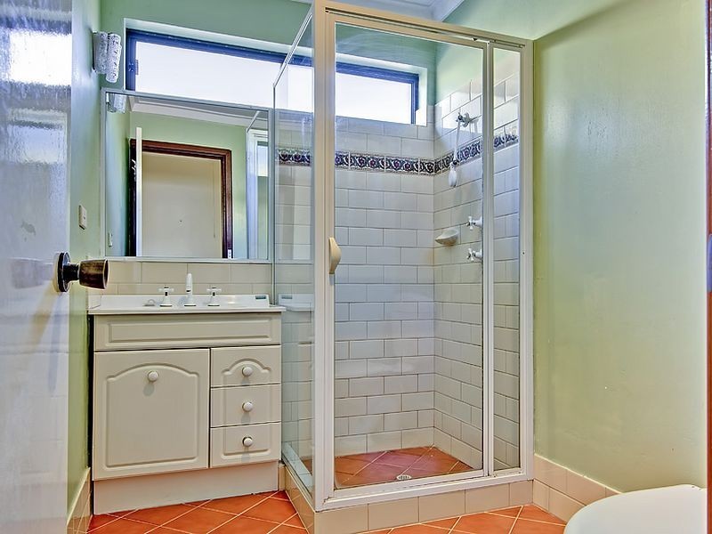 10 Grachechurch Crescent, Leeming WA 6149