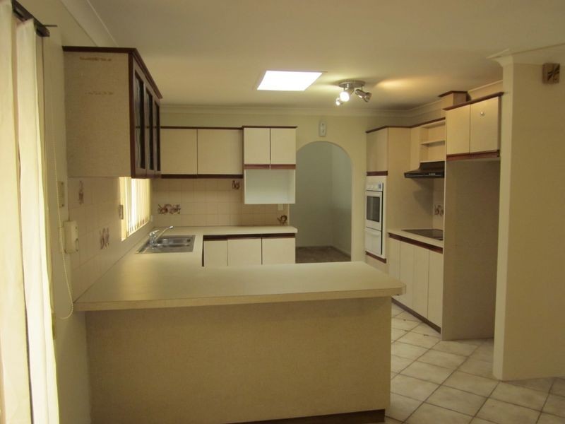 5 Laughton Way, Leeming WA 6149