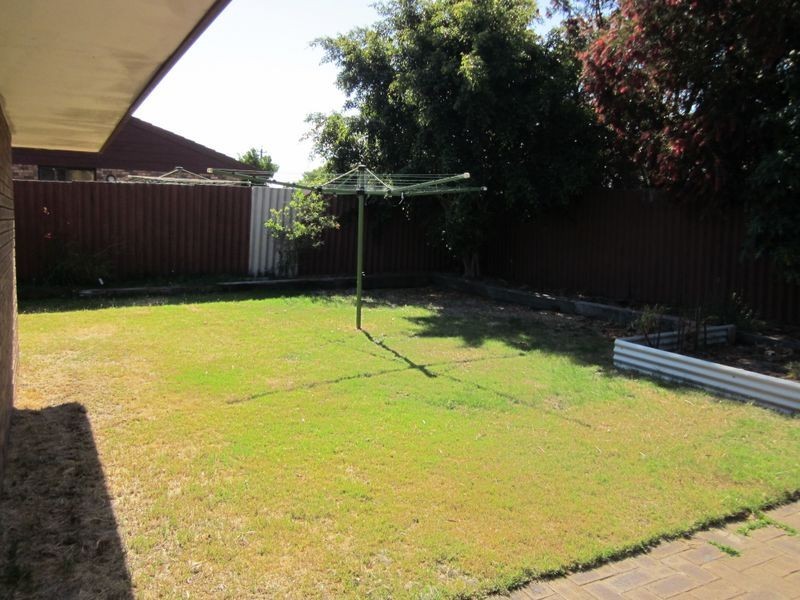 5 Laughton Way, Leeming WA 6149