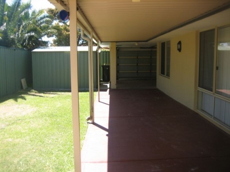 3 Daley Close, Atwell WA 6164