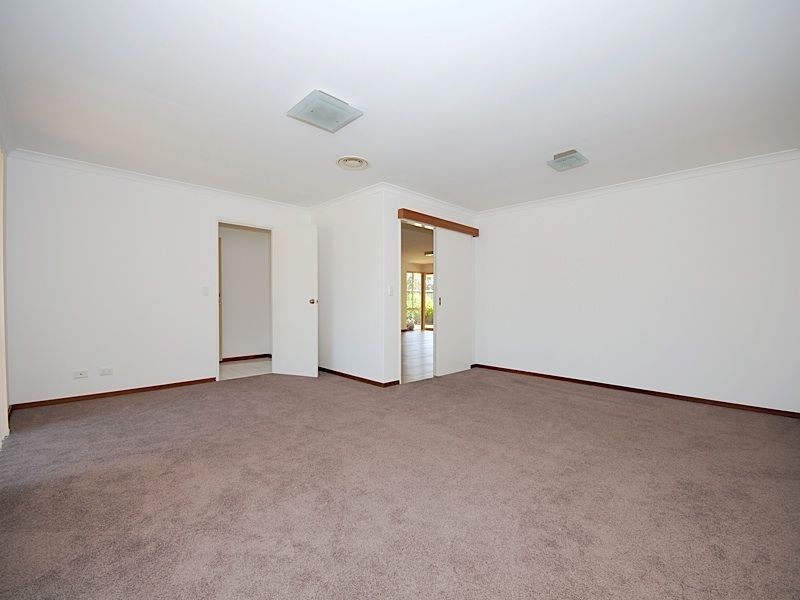 31 Ela Street, Leeming WA 6149