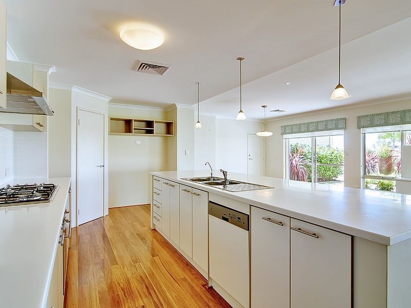 49 Macquarie Bvd, Hammond Park WA 6164