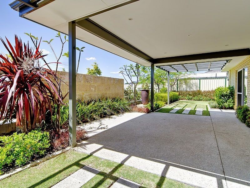 49 Macquarie Bvd, Hammond Park WA 6164