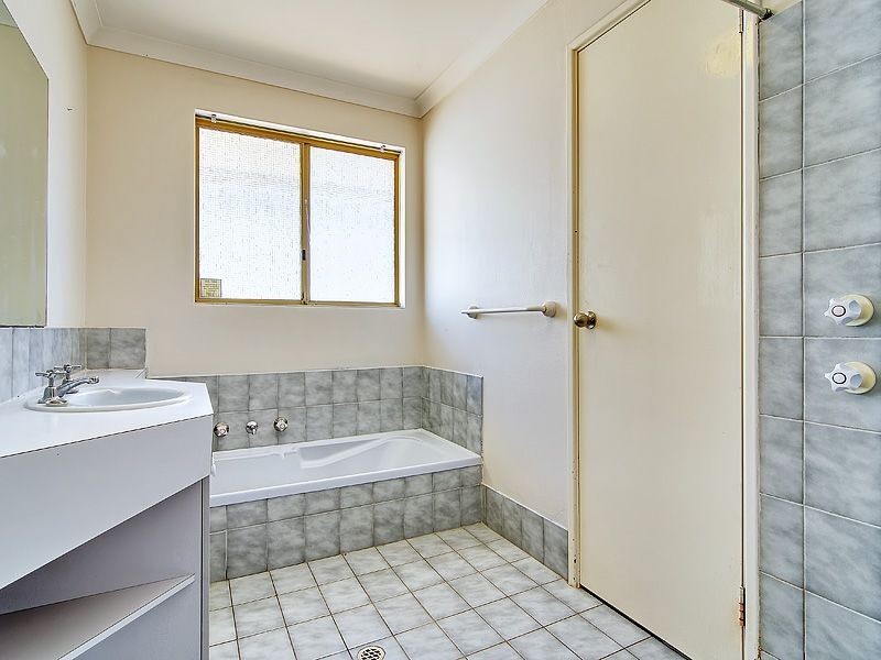 11 Conigrave Road, Yangebup WA 6164