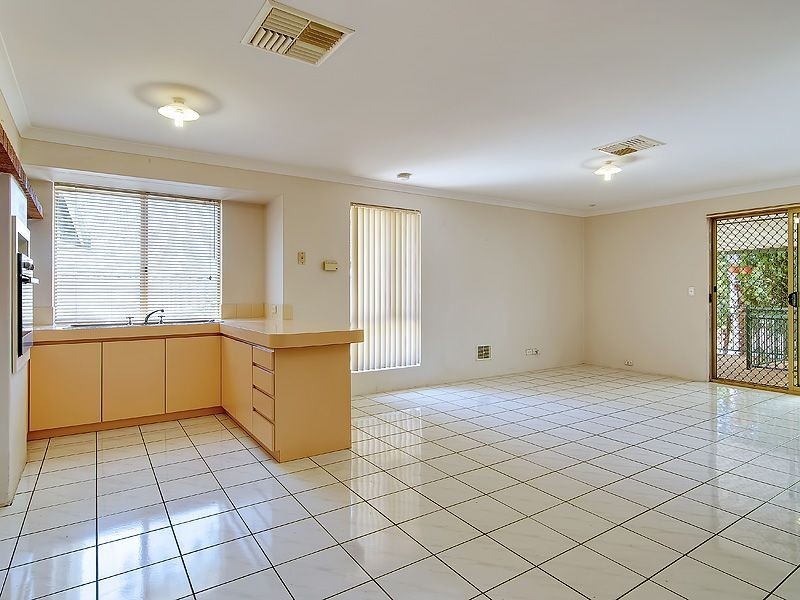 11 Conigrave Road, Yangebup WA 6164