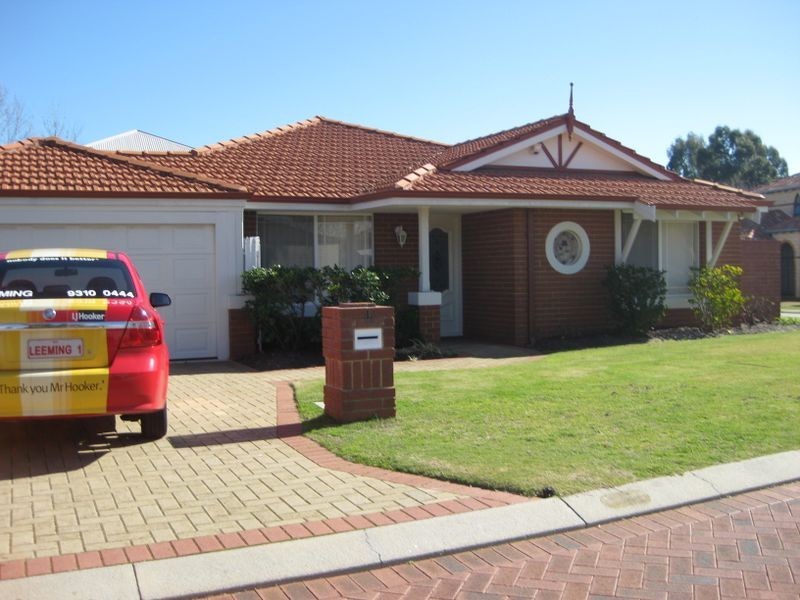 12 Linaria Way, Canning Vale WA 6155