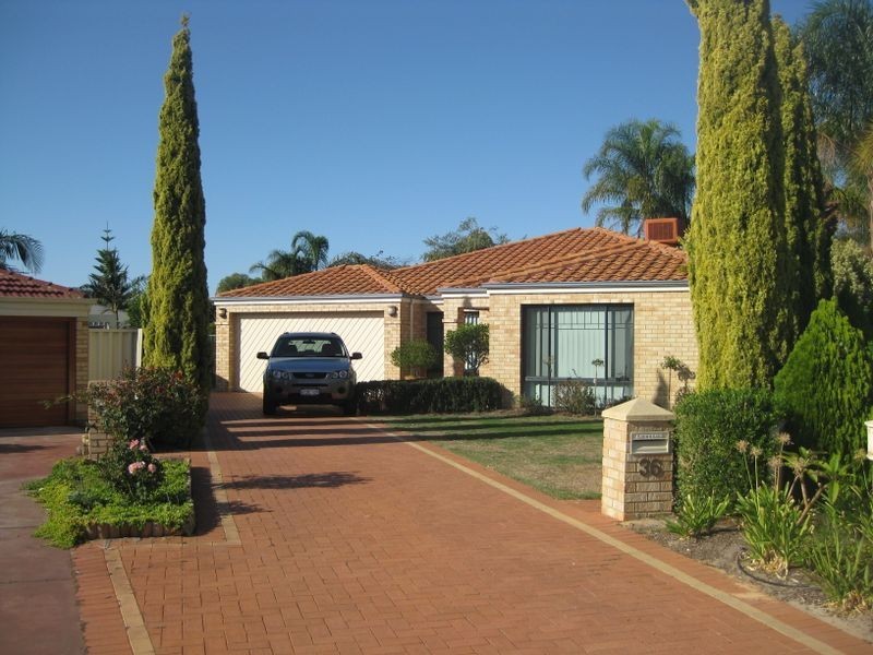 36 St Claire Gardens, Atwell WA 6164