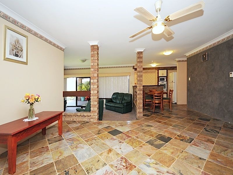 5 Calley Drive, Leeming WA 6149