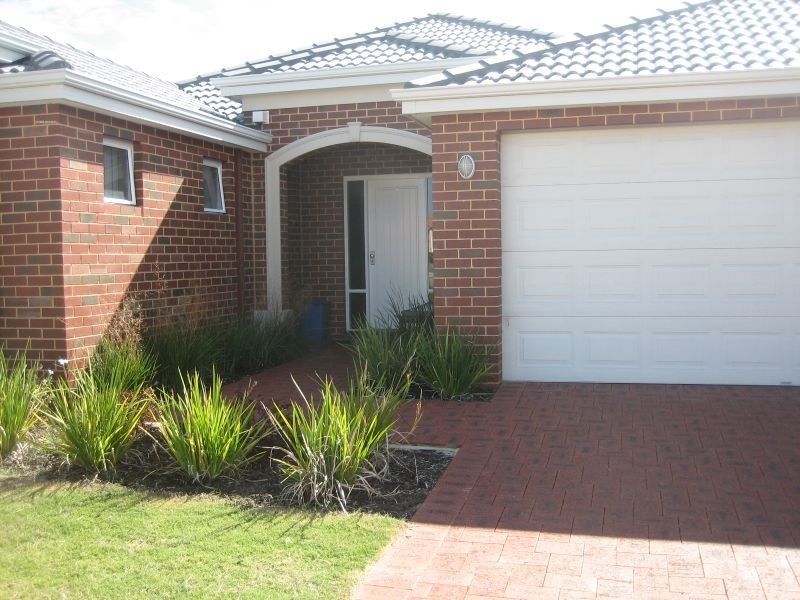 54 Claridge Circle, Thornlie WA 6108