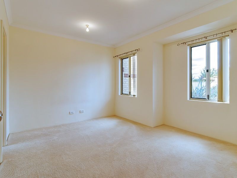 2/34 Friar Road, Armadale WA 6112