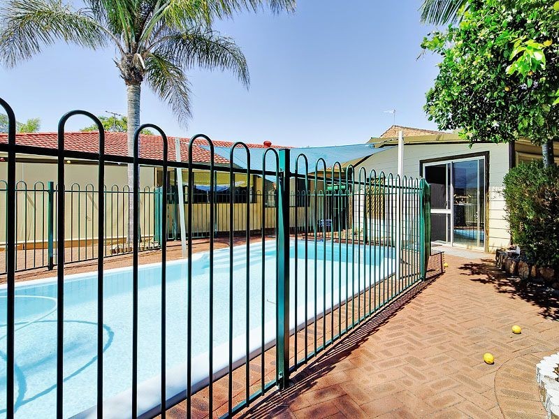 4 Grenfell Way, Leeming WA 6149