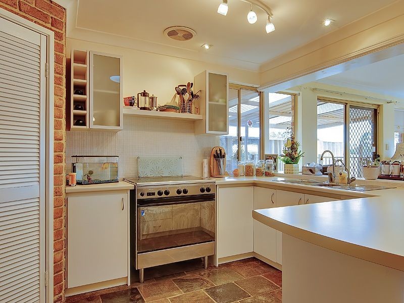 5 Torenia Way, Yangebup WA 6164