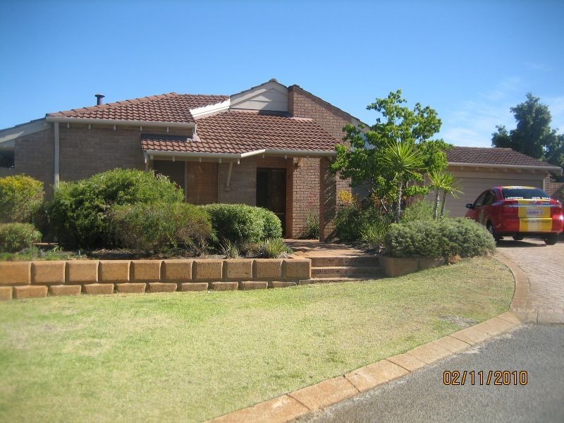 14 Witney Place, Leeming WA 6149