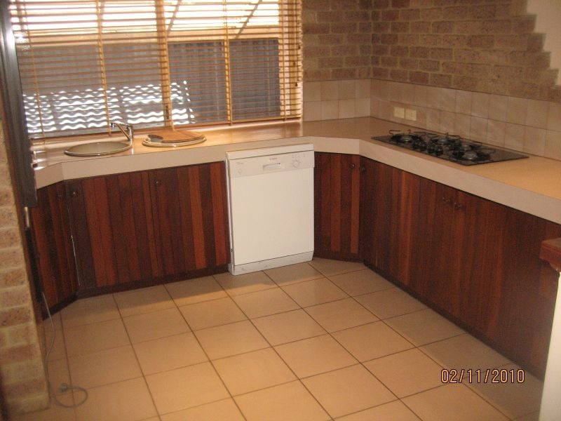 14 Witney Place, Leeming WA 6149