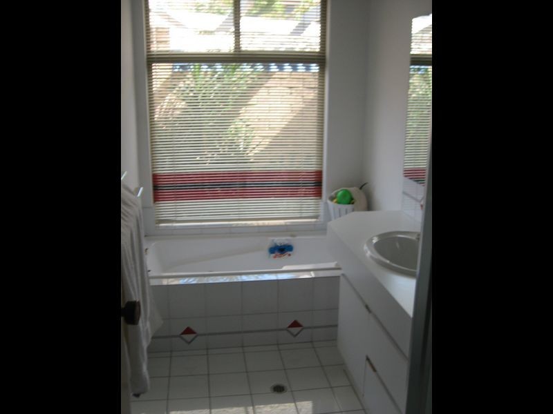 14 Witney Place, Leeming WA 6149