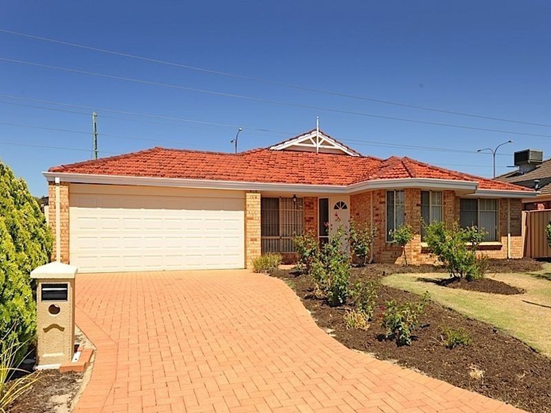 16 Mettler Court, Canning Vale WA 6155
