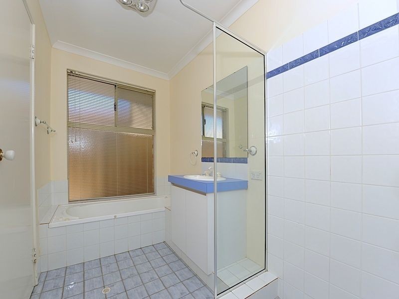 16 Mettler Court, Canning Vale WA 6155