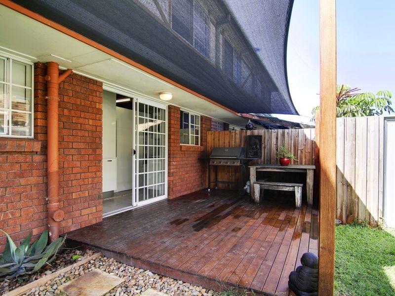 2/10 Overall Drive, Pottsville NSW 2489