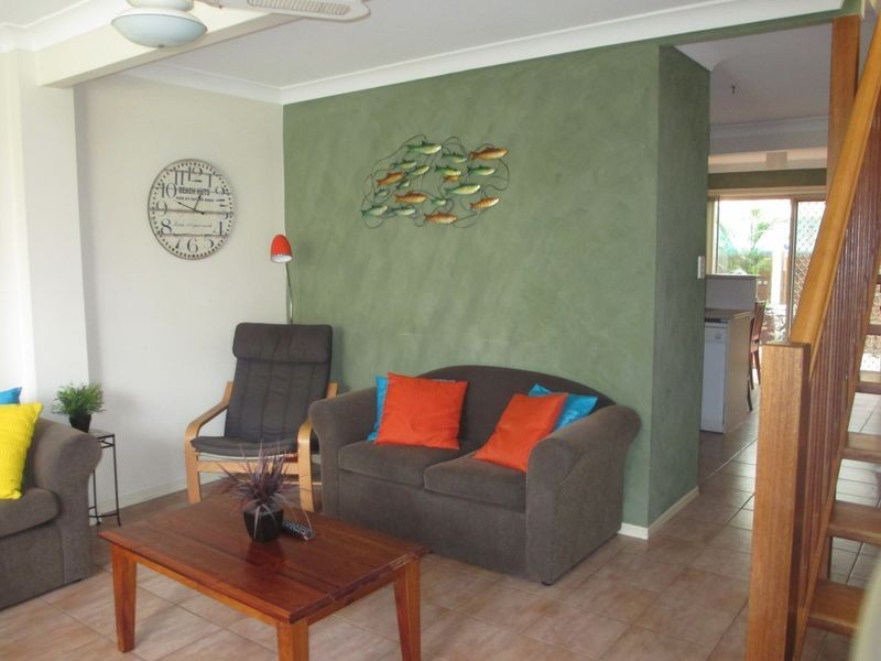 2/12 Overall Drive, Pottsville NSW 2489