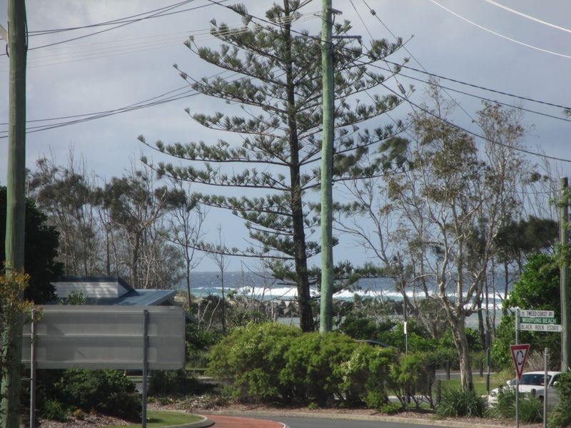 2 Coronation Ave, Pottsville NSW 2489