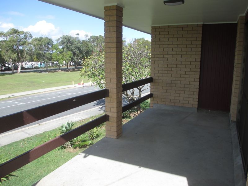 2 Coronation Ave, Pottsville NSW 2489