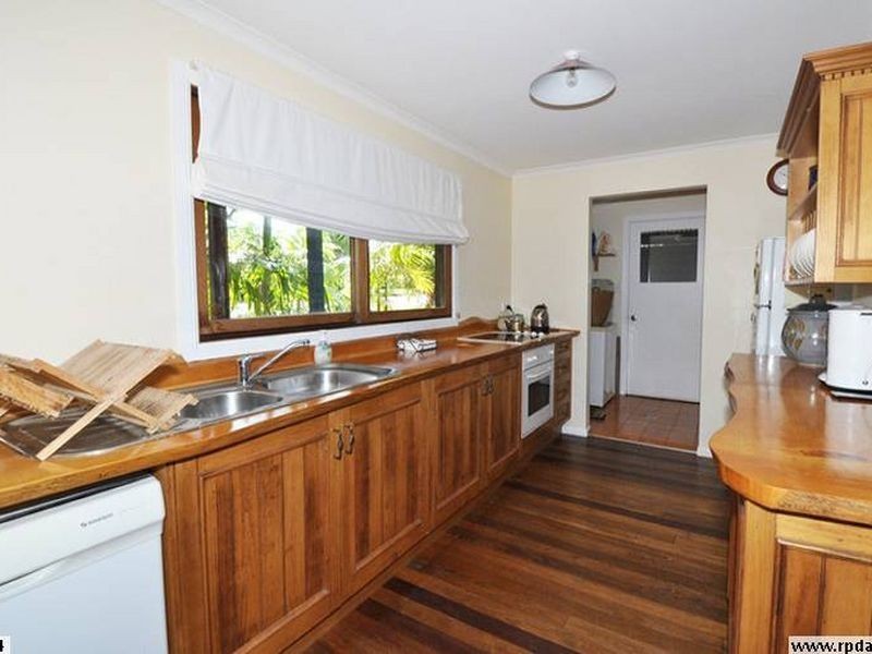 33 Sassafras Street, Pottsville NSW 2489