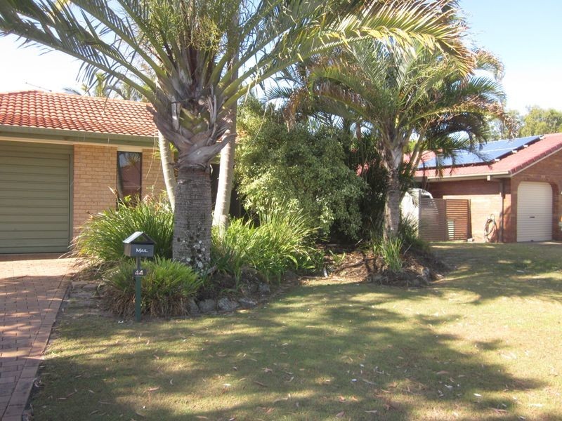 44 Royal Drive, Pottsville NSW 2489