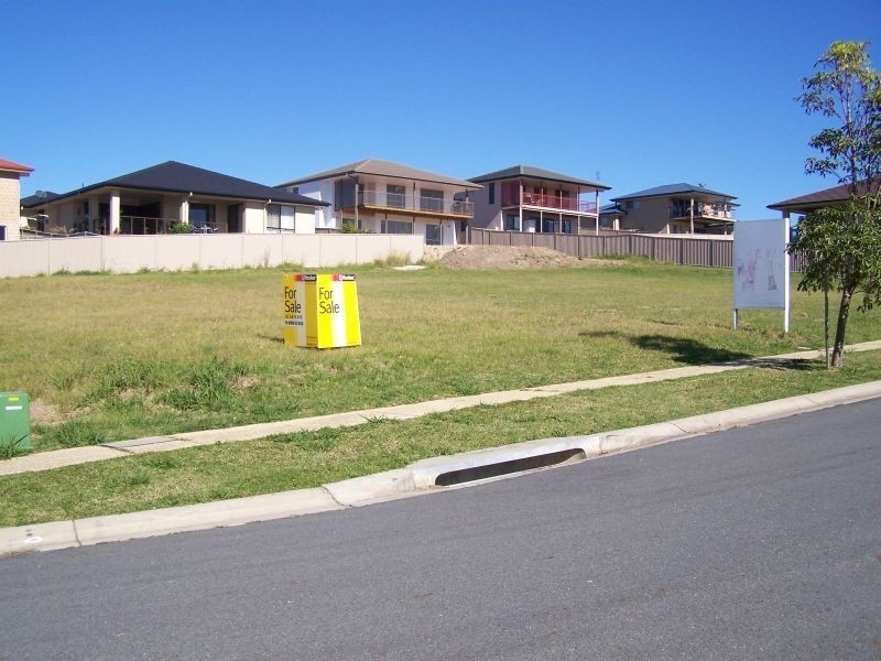 18 Mylestrom Circle, Pottsville NSW 2489