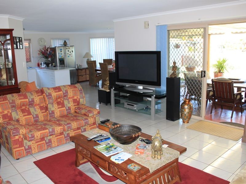 4 Edinburgh Court, Pottsville NSW 2489